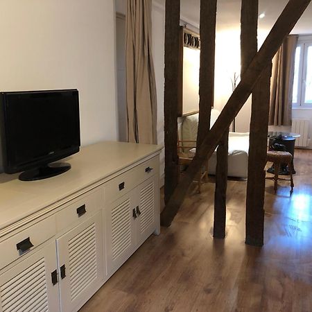 Gite Ancien Relais De Saint-Jacques La Roche-Guyon Eksteriør bilde